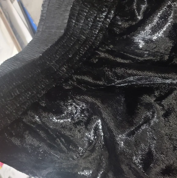 7 For All Mankind Luxe Jogger in Black Shine Size M  Festive Shiny Party Pant - Picture 10 of 14